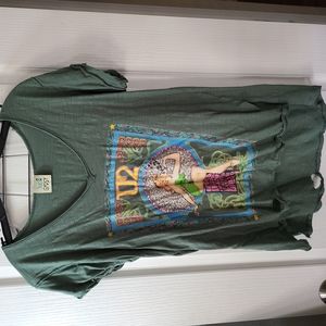 Jaded Gypsy U2 tee. Size large